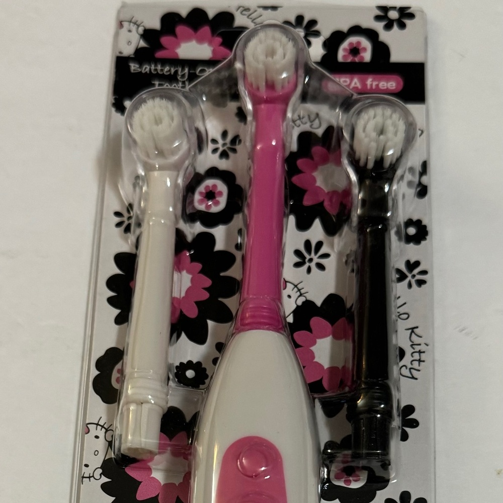 Sanrio Hello Kitty battery -operated Toothbrush ! BPA free